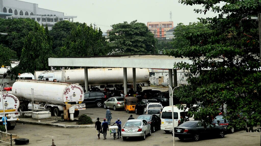 Pénurie d'essence au Nigeria, premier producteur de pétrole d'Afrique