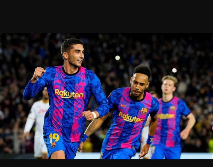 Ligue Europa : le Barça se contente du nul contre Naples, les Rangers corrigent le BvB