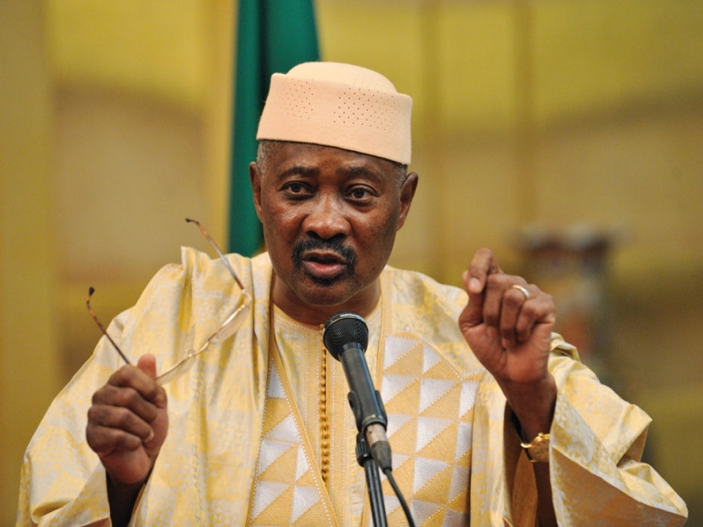 Présence d’Amadou Toumani Touré au Sénégal : Ce n’est pas un cas à l’ordre du jour selon Me Sidiki Kaba