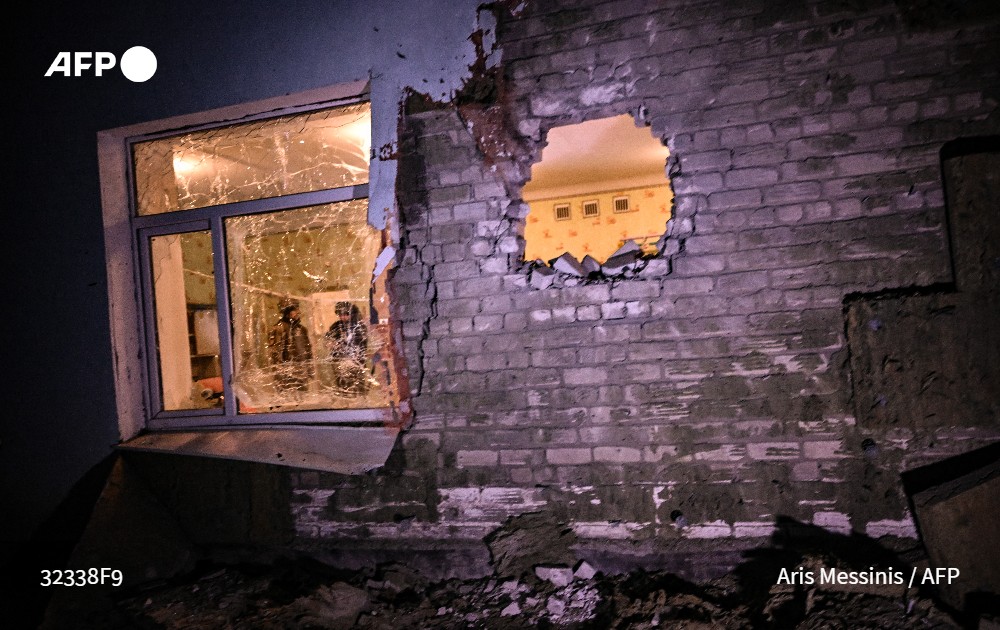 Ukraine: des bombardements en cours sur le front est, selon l’AFP
