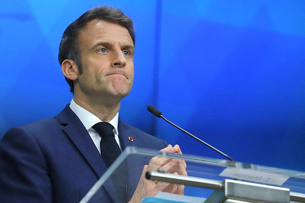 Le président Macron «condamne fermement la décision de la Russie de faire la guerre à l'Ukraine»