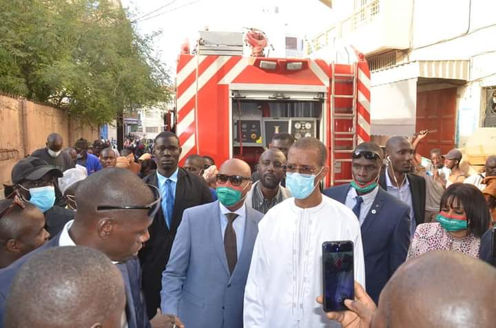 Incendie à la salle de vente : le feu a été maîtrisé, plusieurs dégâts matériels enregistrés (images)