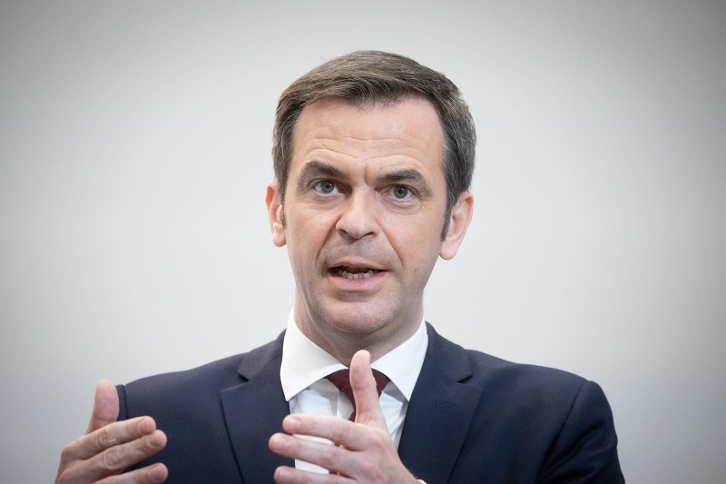 Covid-19: en France, Olivier Véran alerte au sujet d'«un rebond» de l’épidémie