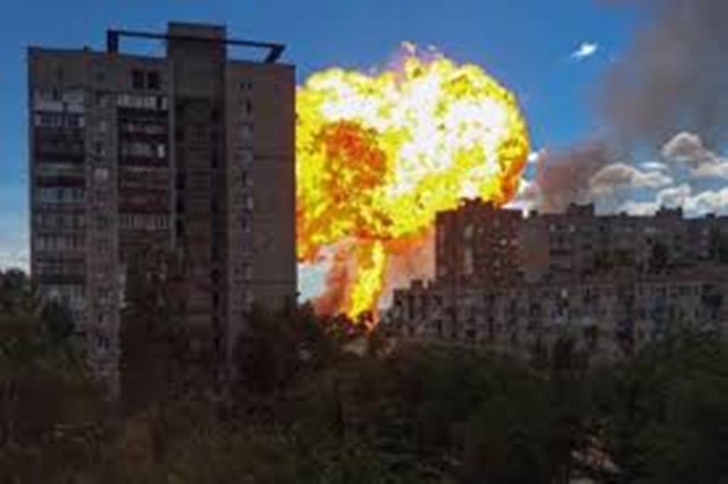 Guerre en Ukraine: l'armée russe encercle Kiev et bloque Marioupol