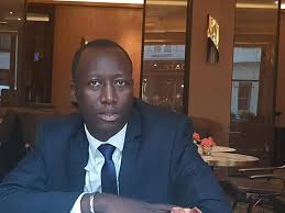 Guerre en Ukraine : Emile Bakhoum annonce le paiement par anticipation des bourses et aides d’Etat