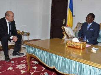 Jean-Yves Le Drian entame une nouvelle tournée en Afrique centrale