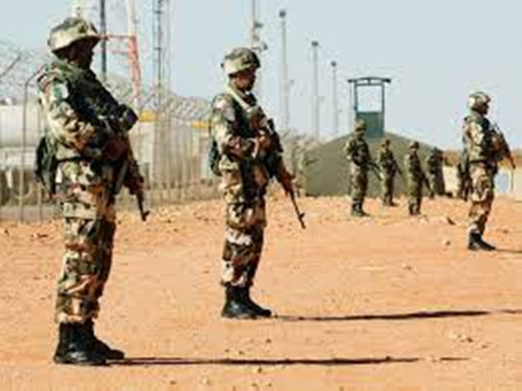 Algérie: trois militaires tués à la frontière avec le Mali
