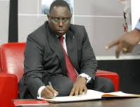 Mairie de Diourbel: un collectif de 43 conseillers interpellent Macky Sall