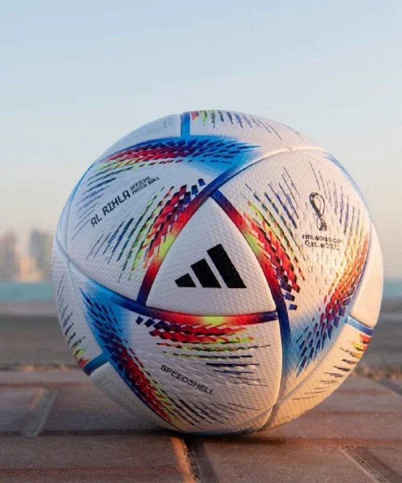 ​Le ballon de la Coupe du monde au Qatar s'appelle Al Rihla
