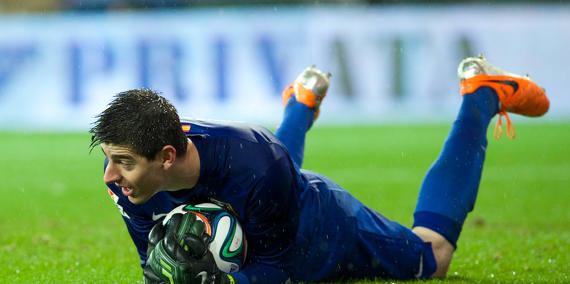 Mercato - Chelsea : Le Real Madrid part à la chasse pour Courtois