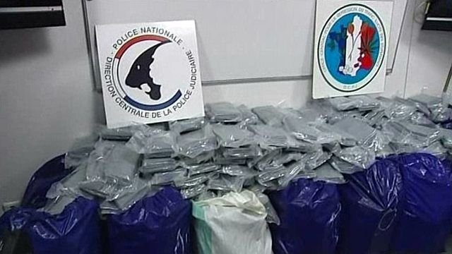 Plus d'une tonne de cocaïne saisie dans un camion du rallye Paris-Dakar débarqué au Havre