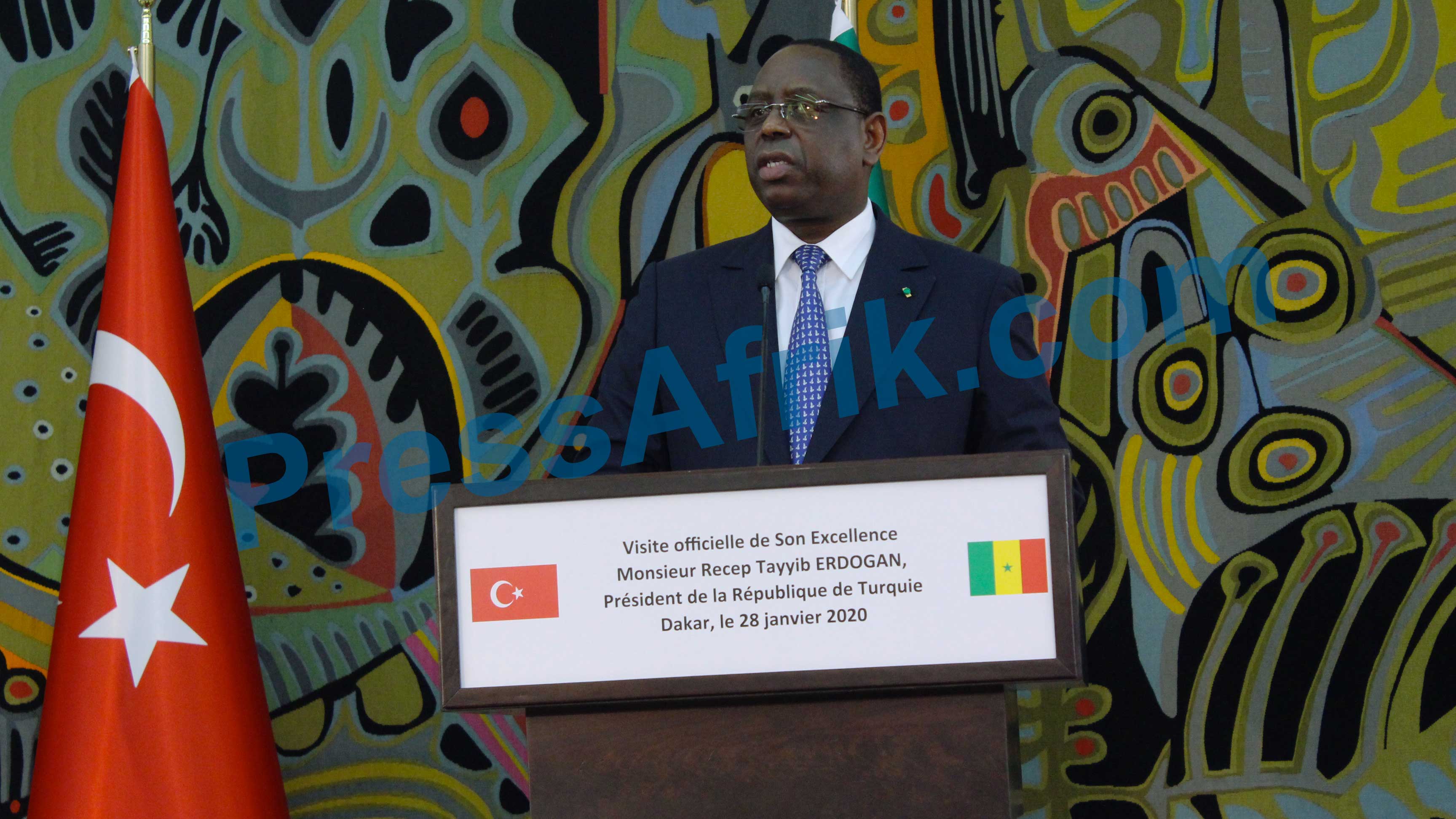 Réglementation du loyer :  Macky Sall avoue avoir échoué
