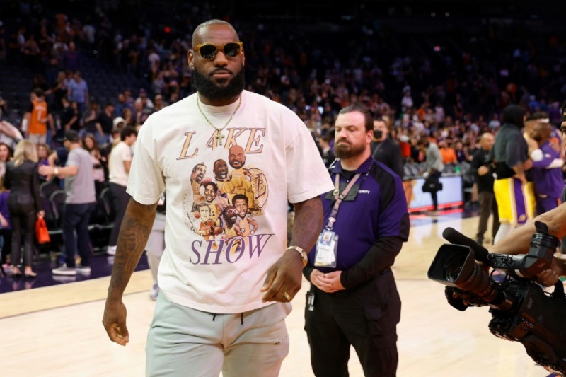 ​NBA: fin de saison pour LeBron James annoncent les Lakers