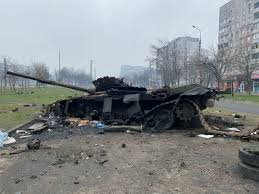 À Marioupol sous les bombes, le difficile quotidien des habitants pour survivre