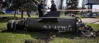 Guerre en Ukraine: Zelensky demande «une réponse mondiale ferme» après le bombardement de Kramatorsk