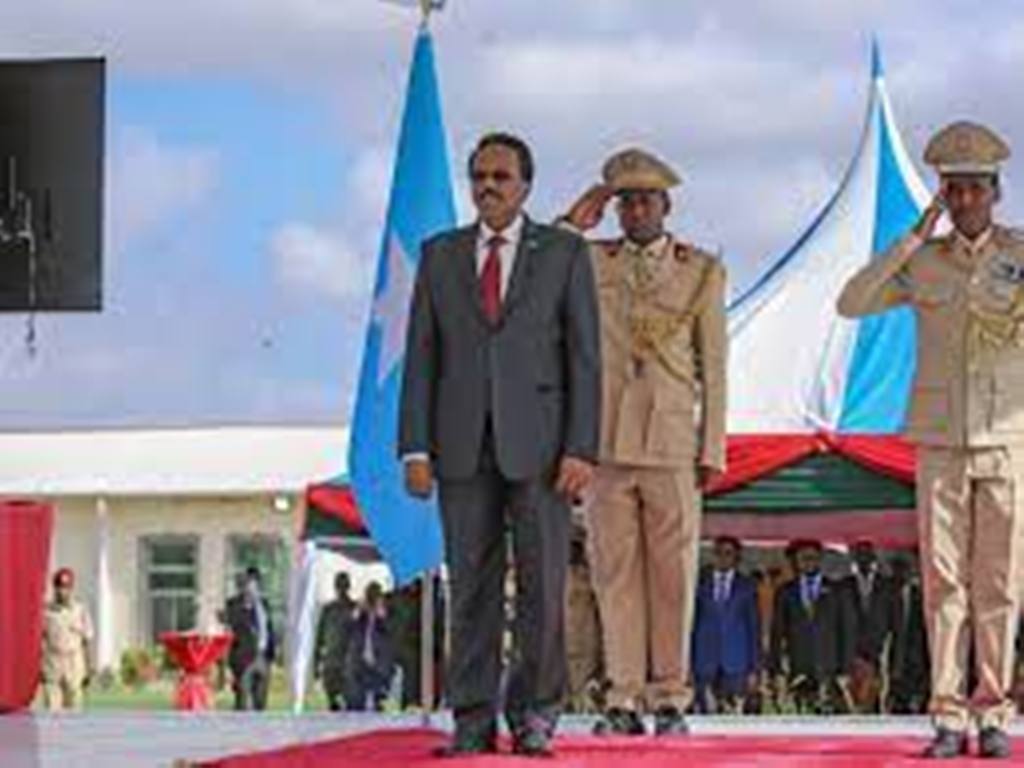 Somalie: les nouveaux députés vont prêter serment sous fond de blocage politique