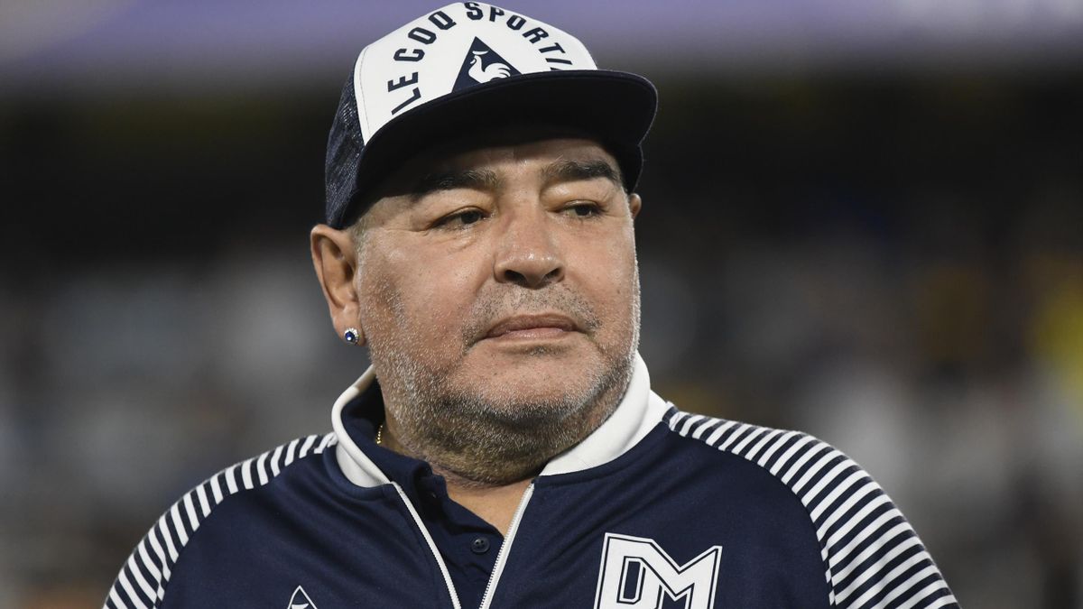 Mort de Diego Maradona: le parquet argentin demande un procès contre les soignants