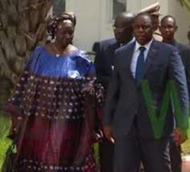Aminata Touré rend compte de ses actvités au président Sall