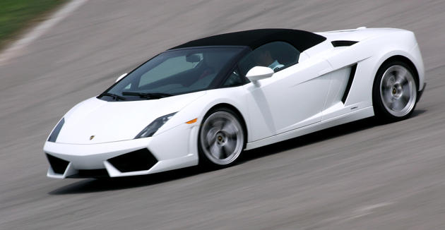 Robinho  Voiture : Lamborghini Gallardo (250 000 euros)