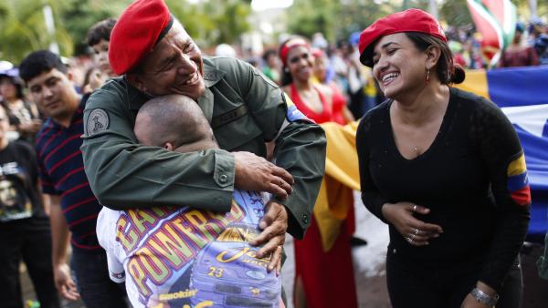 Le Venezuela plus divisé que jamais, un an après la mort de Chavez