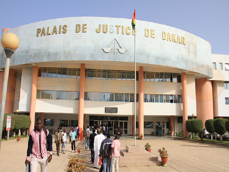 Tribunal: les diffuseurs des sextapes d'Ousmane Noël Dieng condamnés à des peines de 1 à 6 mois de prison ferme