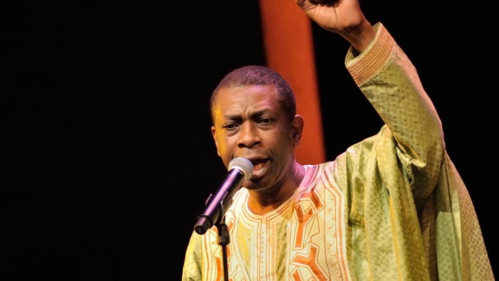 Youssou N’Dour est revenu à la fin du concert pour interpréter «New Africa», un hymne aux valeurs positives de l’Afrique.
