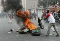 AIBD-Déguerpissement musclé des habitants de Mbadate: parents et enfants embarqués dans des "Ndiaga Ndiaye" par les gendarmes