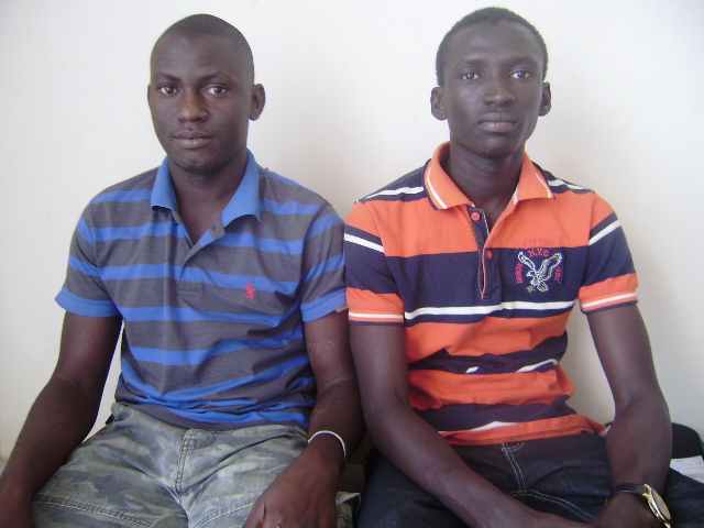 Mamadou Lamine Dabo en chemise orange et Souleymane Diatta (Secrétaire à l’organisation)