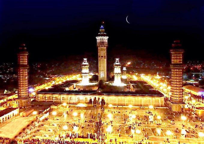 Le croissant lunaire aperçu à Touba: la CONACOC annonce la célébration de l’Eid pour demain lundi