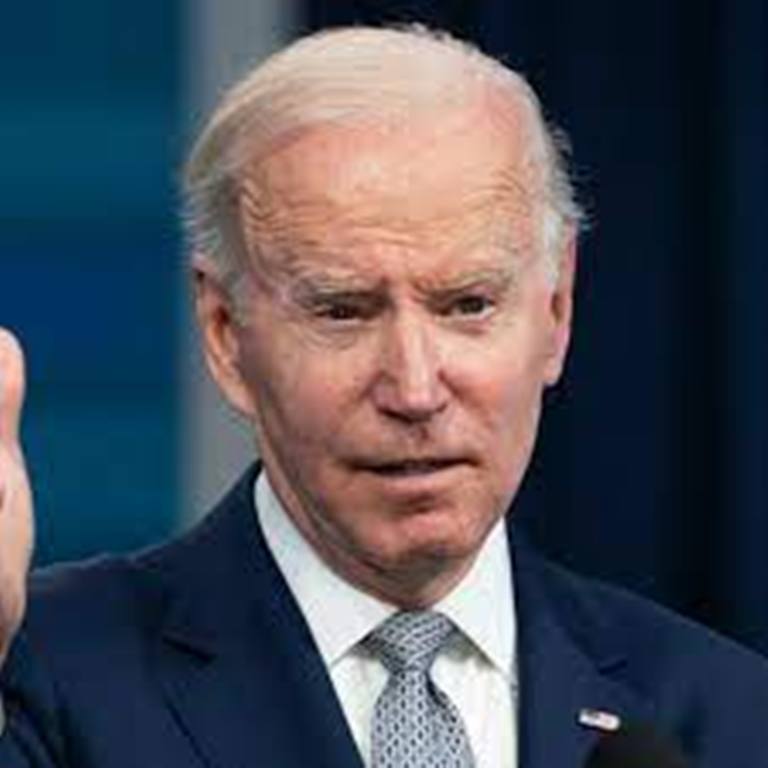 Aux États-Unis, Joe Biden défend sa politique face à l'inflation