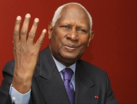 Secrétariat général de l’OIF-Abdou Diouf se disqualifie