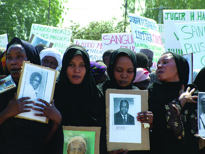 Manifestation de colère des associations des victimes contre la libération de quatre ex-bourreaux sous Habré (Photo archive)