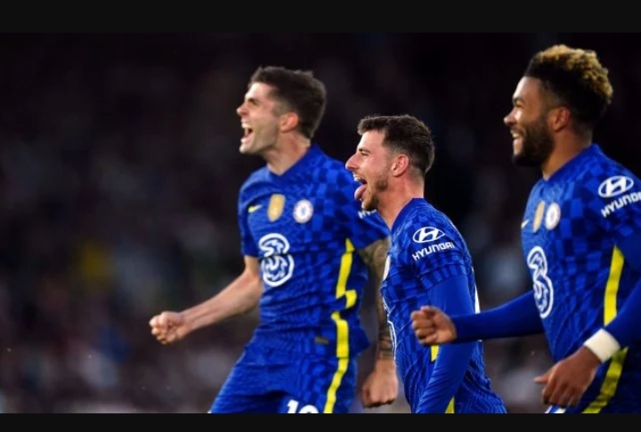 Premier League : Chelsea officiellement qualifié en Ligue des Champions, Everton maintenu après avoir renversé Crystal Palace