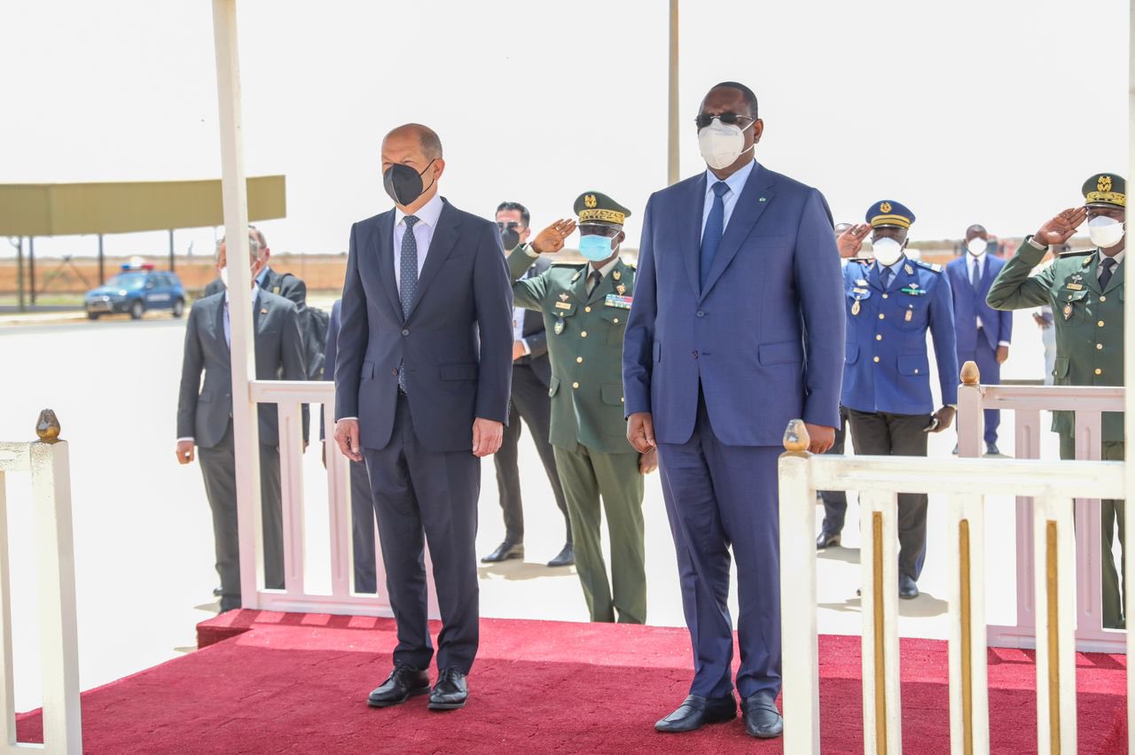 Macky annonce le début de la production de Gaz en décembre 2023, l’Allemagne se positionne