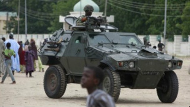 La présence de l'armée a été renforcé à Maiduguri depuis la mise en place de l'état d'urgence l'an dernier.