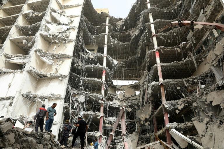 Iran: des protestations après l'effondrement d'un immeuble ayant fait 24 morts