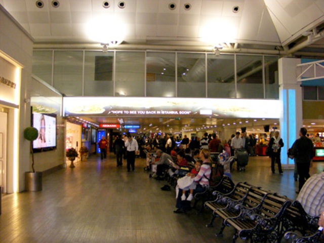 Insécurité de l'aéroport : le Salon d'honneur, le trou noir du système LSS