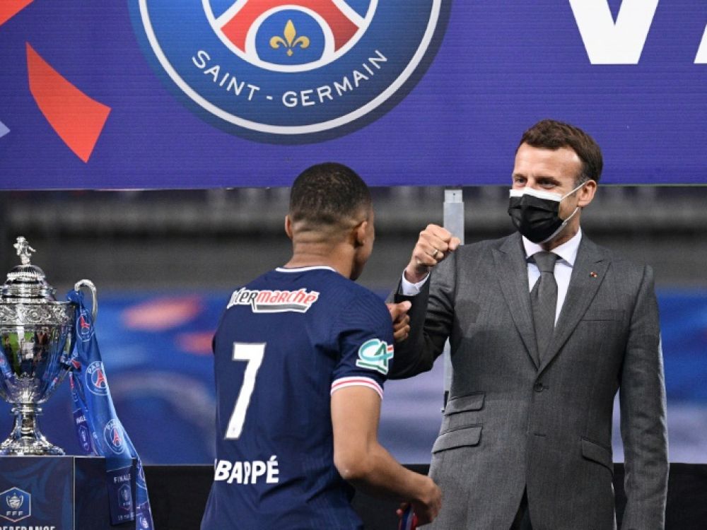 Macron explique son rôle dans la prolongation de Mbappé au PSG