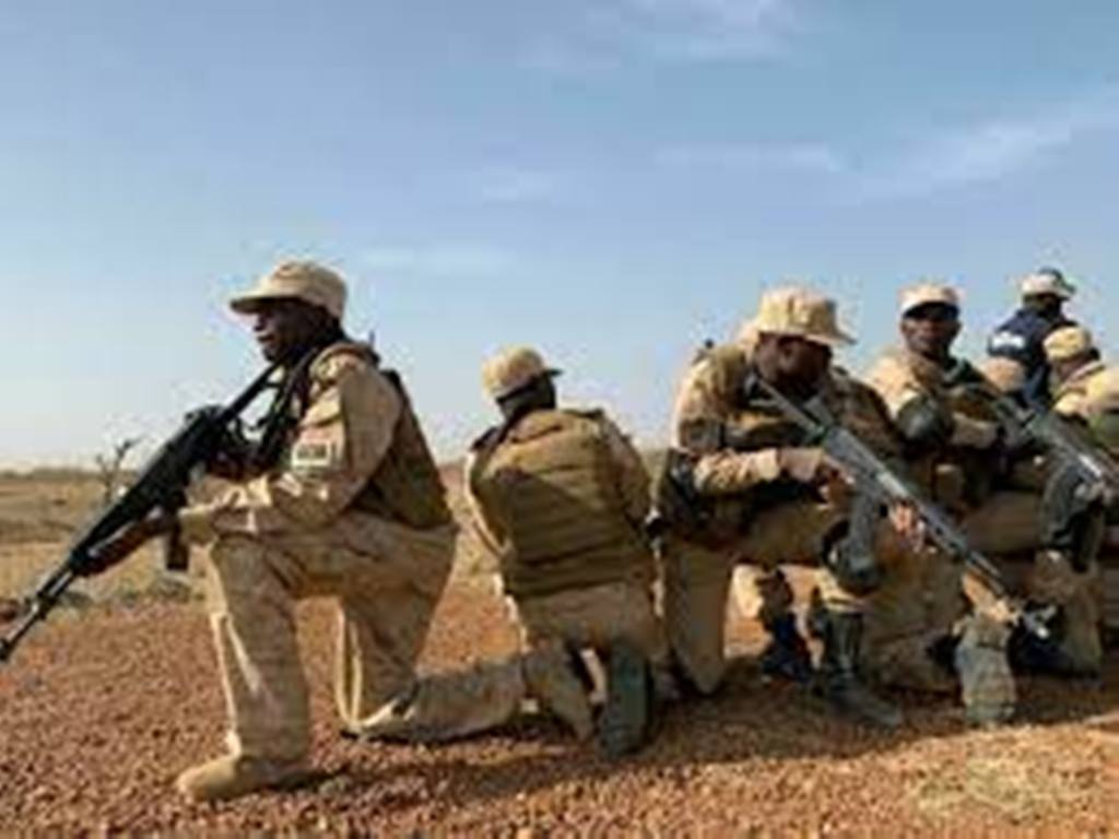 Bilan sécuritaire au Burkina: bases terroristes détruites, matériel récupéré et interpellations