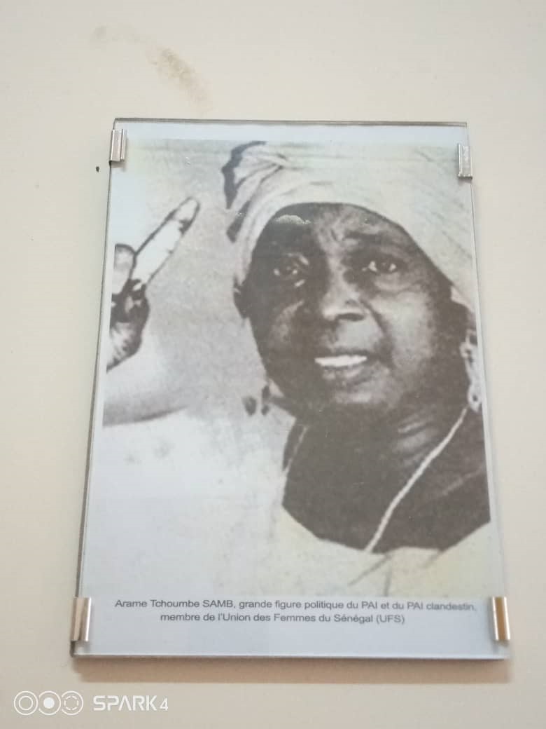 Arame Tchoumbe Samb, grande figure politique du PAI et du PAI clandestin, membre de l'Union des Femmes du Sénégal (UFS)