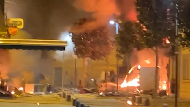 France: 4 morts dont 2 enfants dans l'incendie d'un immeuble