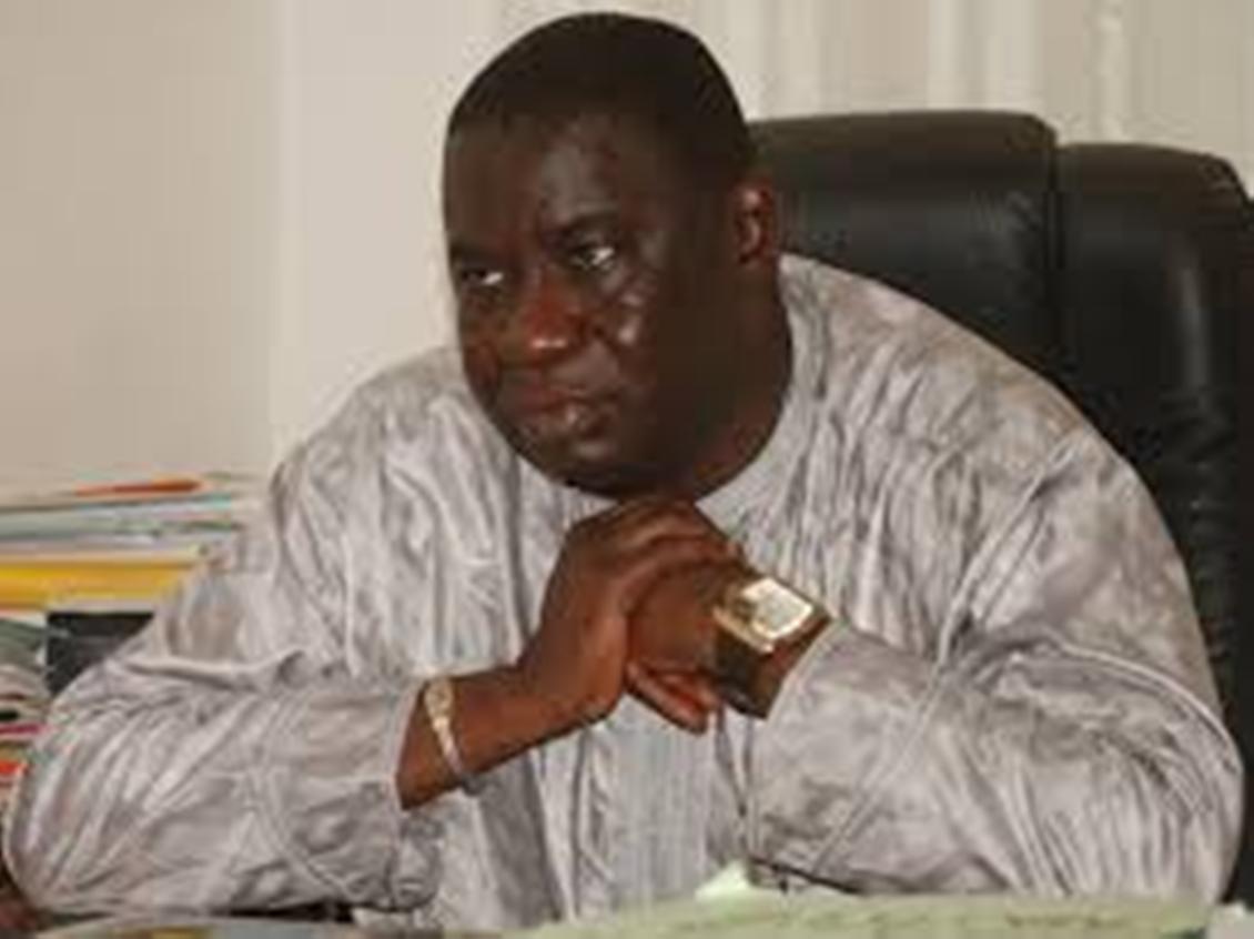 Assane Dioma Ndiaye: "Aidons Mame Diodio Diouf à se soigner au lieu de..."