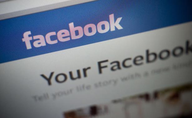 Facebook et YouTube sont les sites Internet les plus consultés au bureau