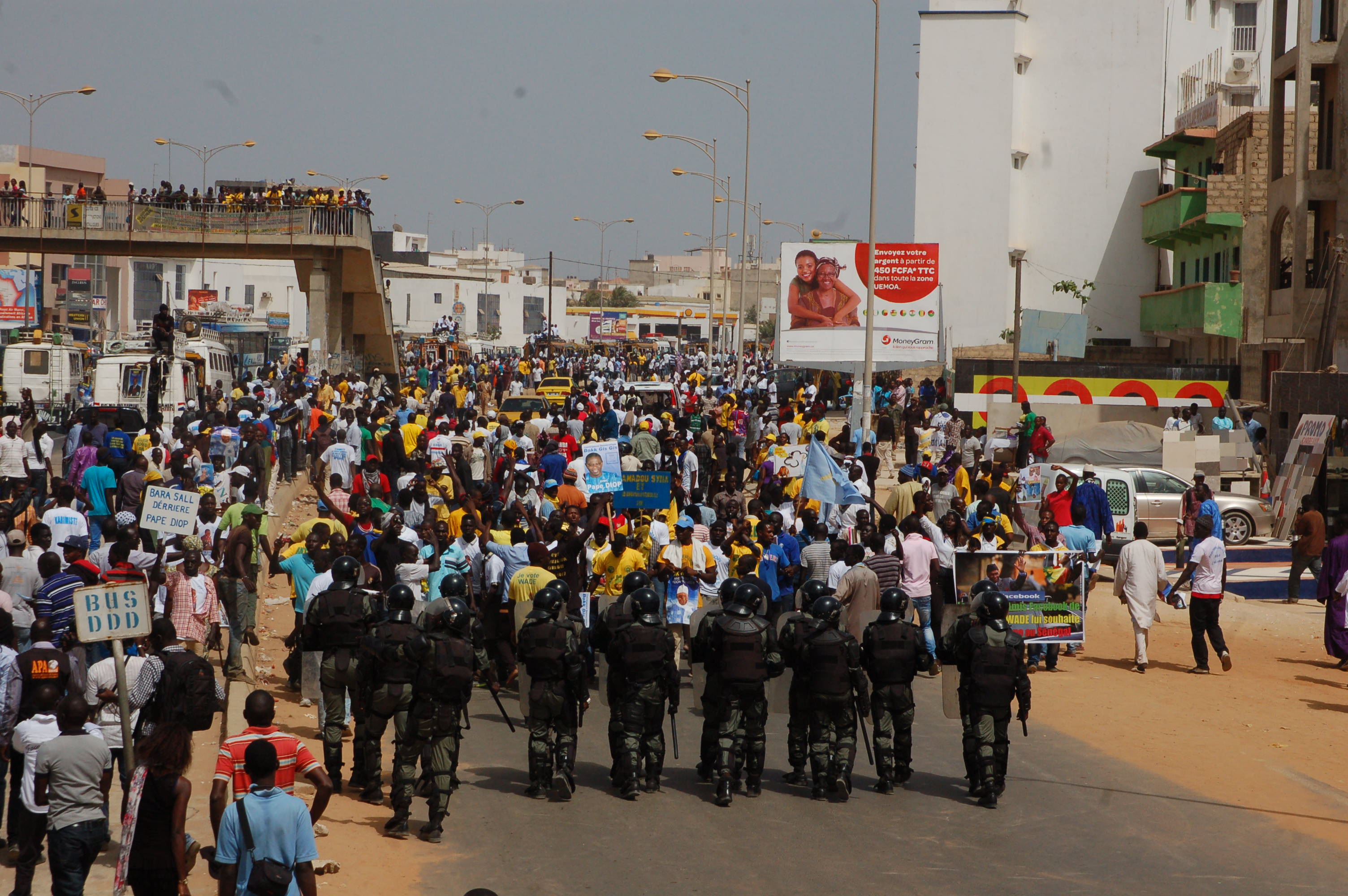 Retour de Wade: Dakar en ébullition 