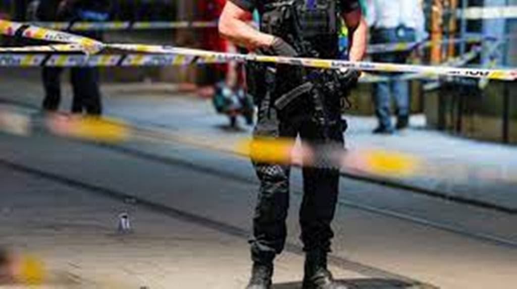 Norvège : après une fusillade meurtrière à Oslo, la police enquête sur "un acte terroriste"