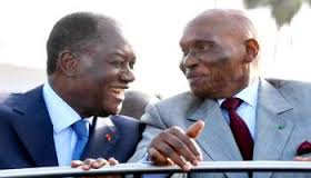 Manœuvres pour apaiser la tension au Sénégal : Le roi du Maroc et le Président Ivoirien travaillent l’oreille de Wade