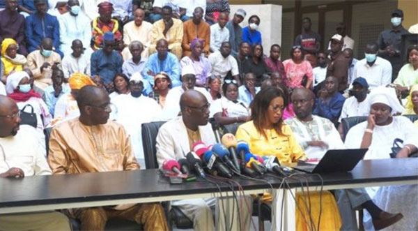La coalition Benno Bokk Yakaar annule sa conférence de presse