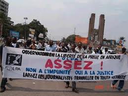 La FIJ dénonce la vague de violence contre les journalistes au Cameroun