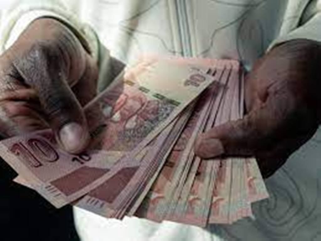 Zimbabwe: la Banque centrale veut vendre des pièces d'or pour combattre la dépréciation monétaire