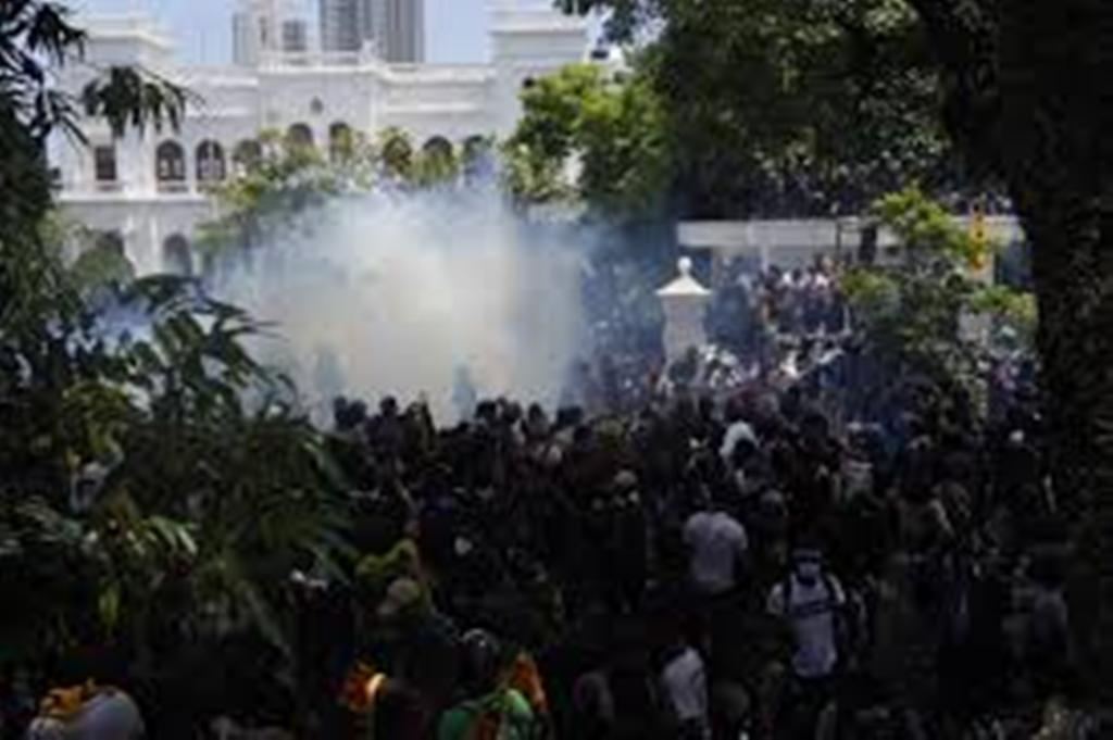 Sri Lanka: le président Gotabaya Rajapaksa fuit aux Maldives, l'état d'urgence déclaré